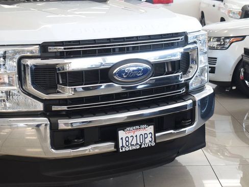 Used 2022 Ford F250 XLT AWD/4WD image 5