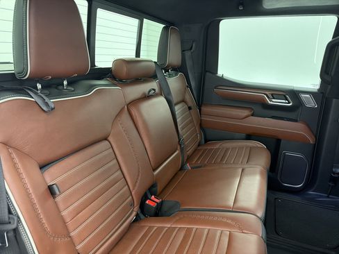 Used 2023 GMC Sierra 1500 Denali Ultimate AWD/4WD image 29