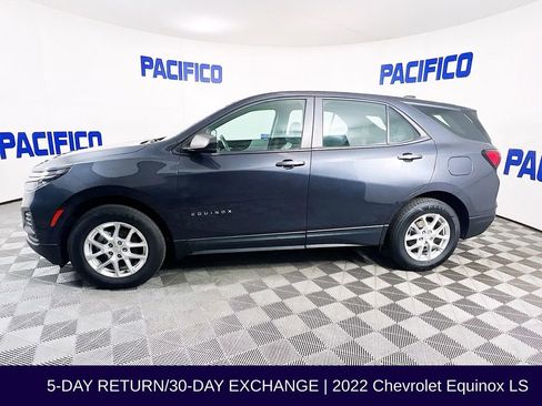Used 2022 Chevrolet Equinox LS AWD/4WD image 5