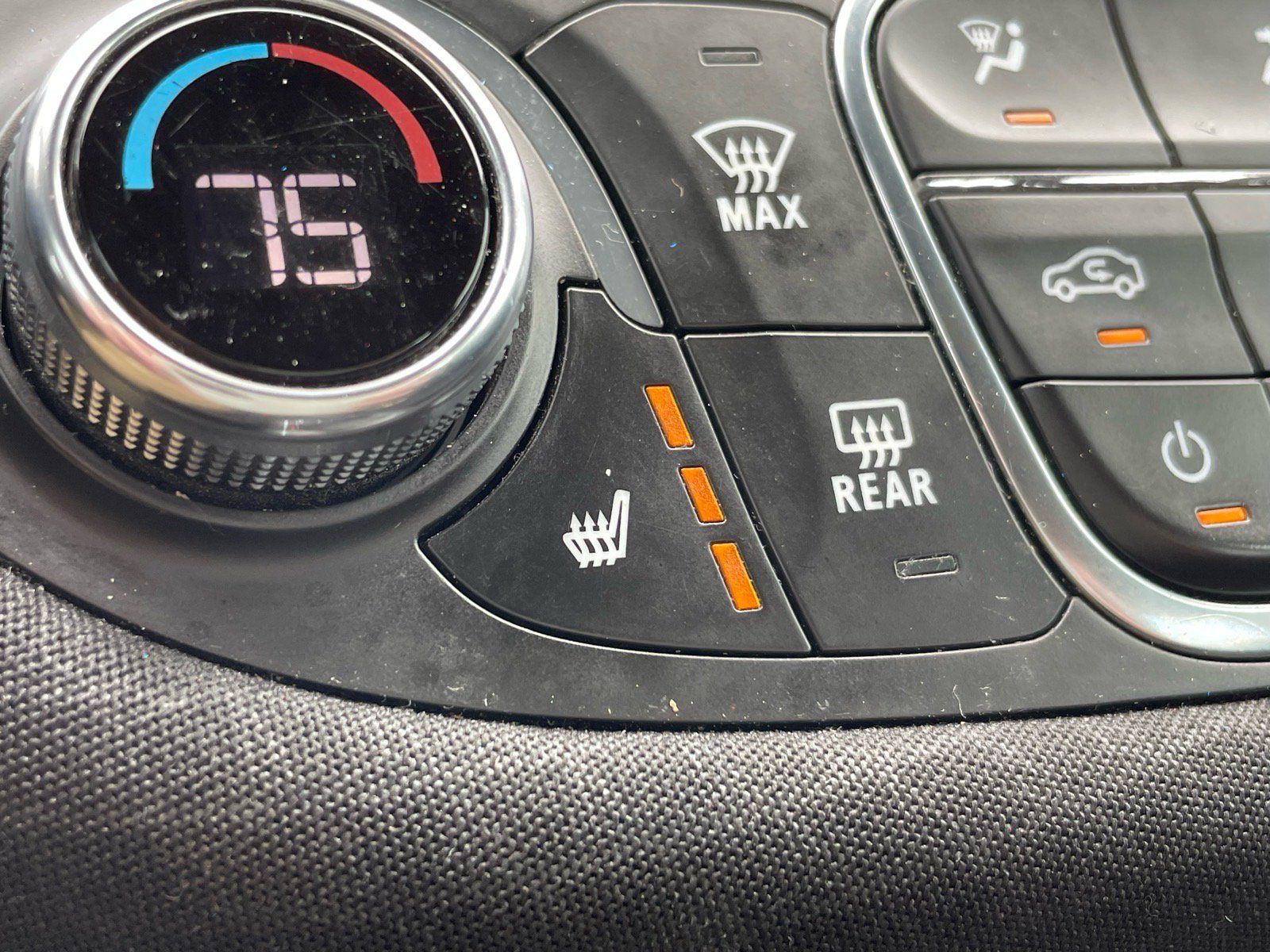 Used 2023 Chevrolet Malibu LT w/ Driver Confidence Package FWD image 9