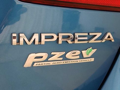 Used 2017 Subaru Impreza 2.0i Limited w/ Moonroof/BSD & Rcta/Eyesight AWD/4WD image 28