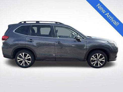 Used 2023 Subaru Forester Limited AWD/4WD image 8