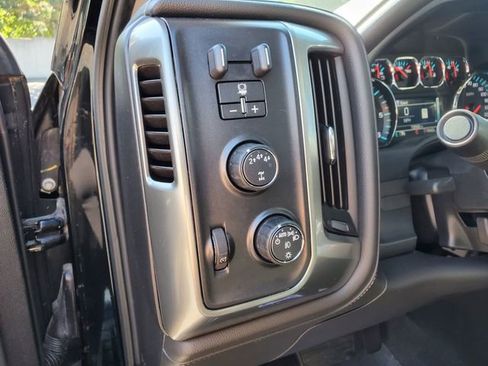 Used 2019 Chevrolet Silverado 2500 LTZ AWD/4WD image 24