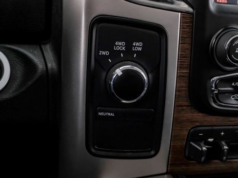 Used 2018 RAM 3500 Laramie image 33