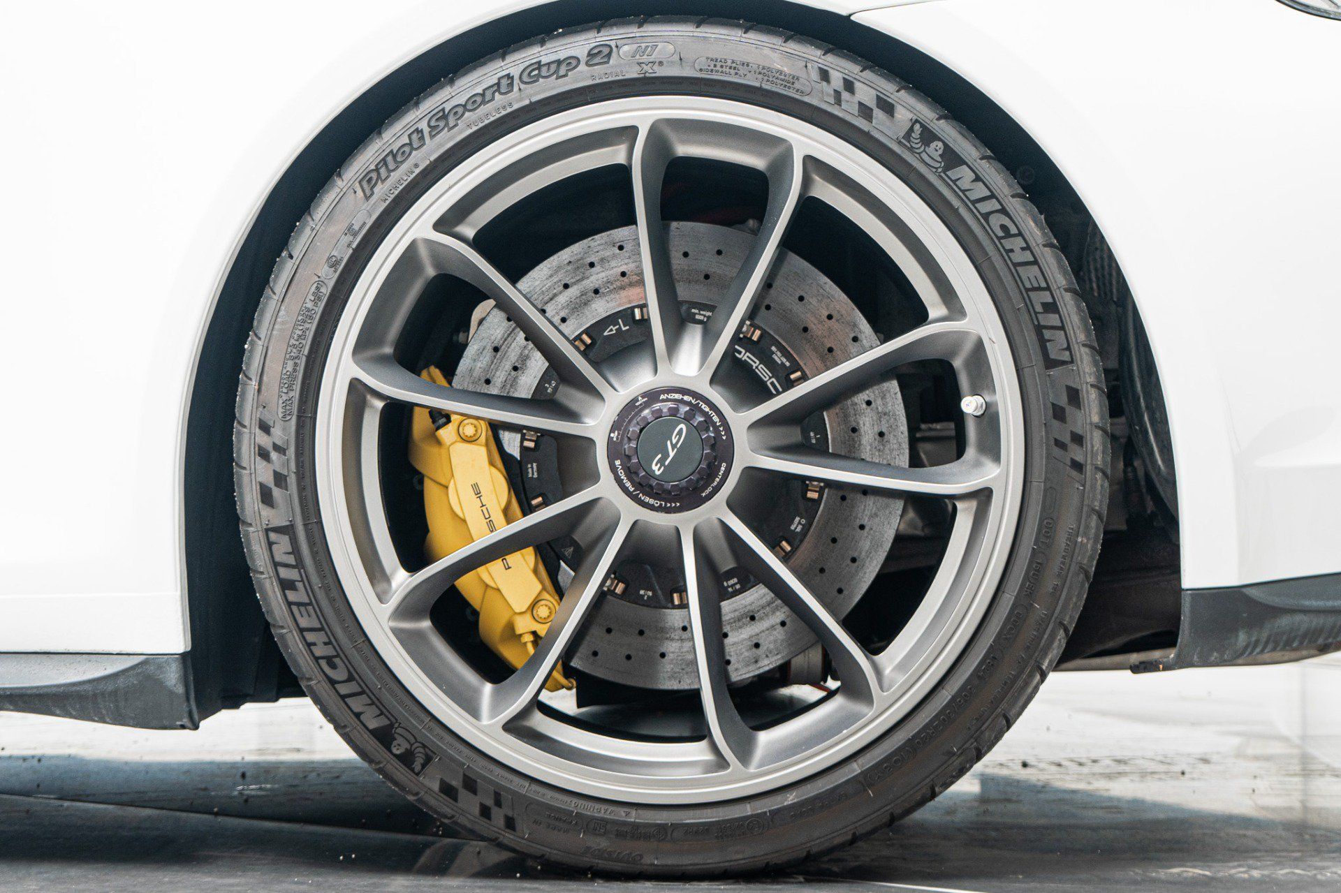 Used 2014 Porsche 911 GT3 RWD image 11
