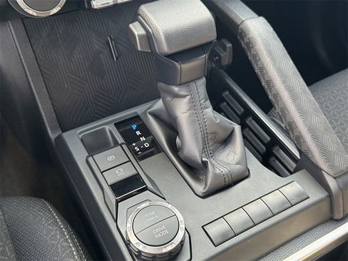 Used 2025 Toyota 4Runner SR5 image 16