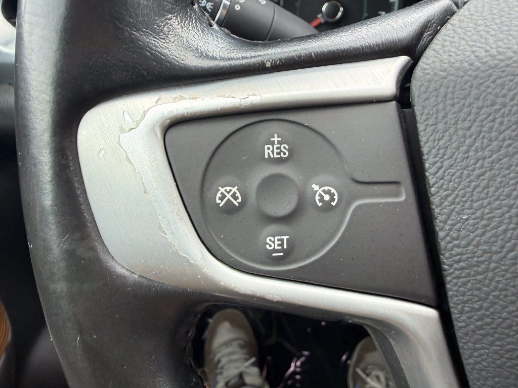 Used 2018 GMC Acadia SLE FWD image 19
