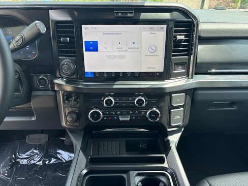 New 2026 Ford F250 Lariat w/ Black Appearance Package AWD/4WD image 29