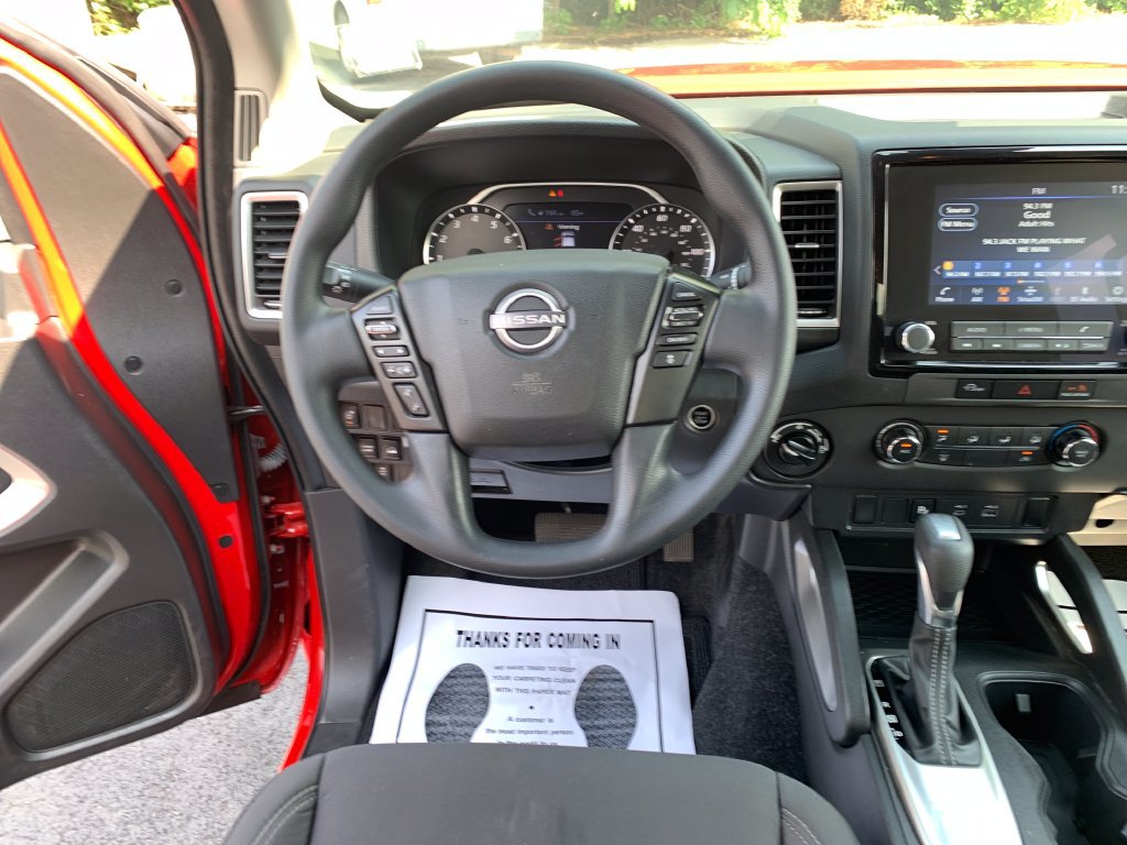 Used 2024 Nissan Frontier SV w/ Technology Package AWD/4WD image 20