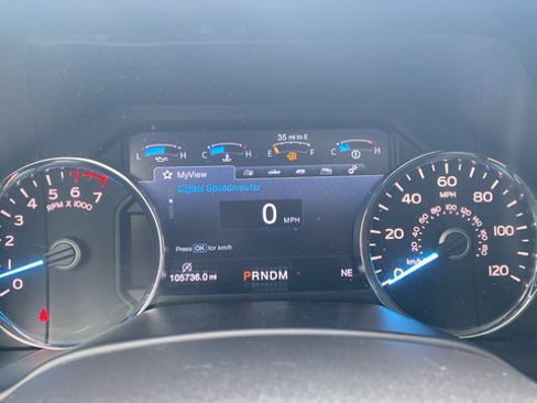 Used 2018 Ford F150 Lariat w/ Equipment Group 502A Luxury AWD/4WD image 18