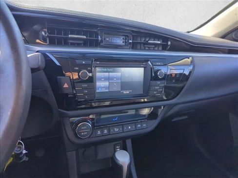 Used 2016 Toyota Corolla S image 10