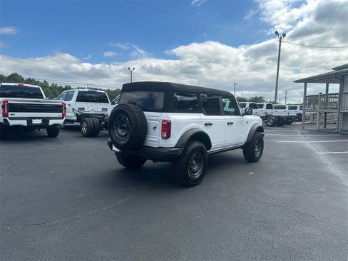 New 2025 Ford Bronco Big Bend w/ Black Diamond Package image 5