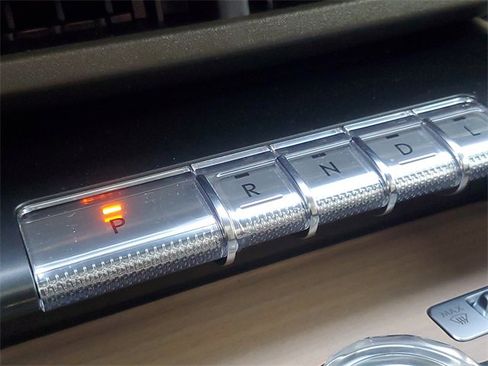 Certified 2024 Lincoln Nautilus Reserve w/ Equipment Group 203A image 29