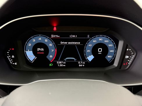 Used 2025 Audi Q3 2.0T Premium w/ Convenience Package image 22