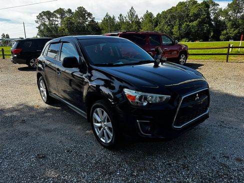 Used 2014 Mitsubishi Outlander Sport SE FWD image 9