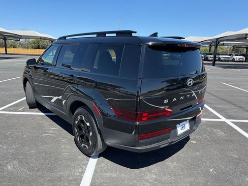 Certified 2025 Hyundai Santa Fe SEL image 7