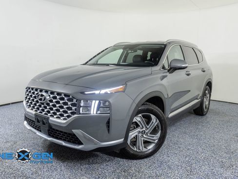 Used 2022 Hyundai Santa Fe SEL w/ Convenience Package FWD image 3