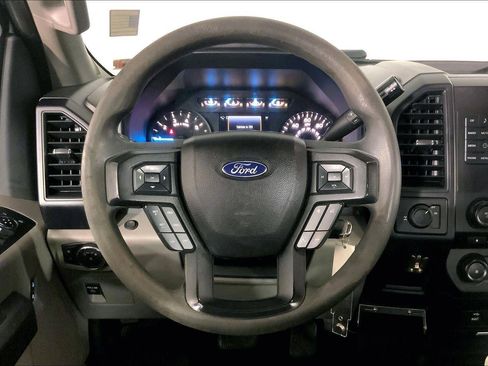 Used 2017 Ford F150 XL w/ Equipment Group 101A Mid image 5