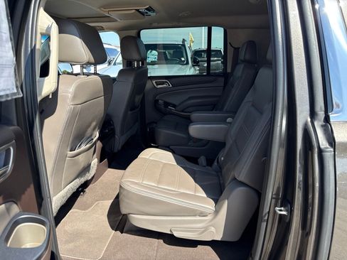 Used 2019 GMC Yukon XL Denali w/ Open Road Package AWD/4WD image 35