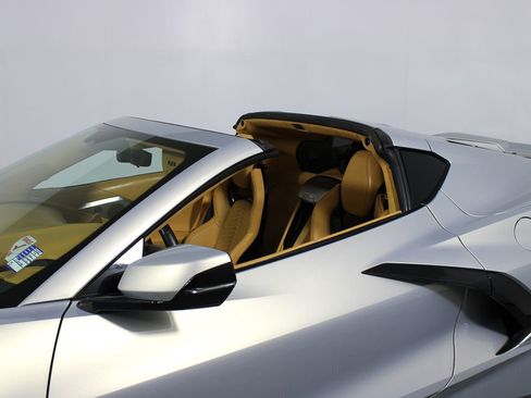 Used 2022 Chevrolet Corvette 3LT w/ Z51 Performance Package image 48