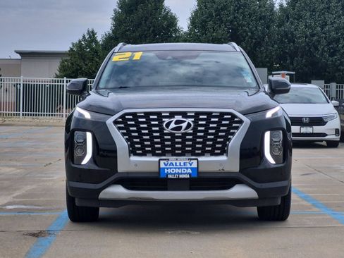 Used 2021 Hyundai Palisade SEL w/ Premium Package AWD/4WD image 3