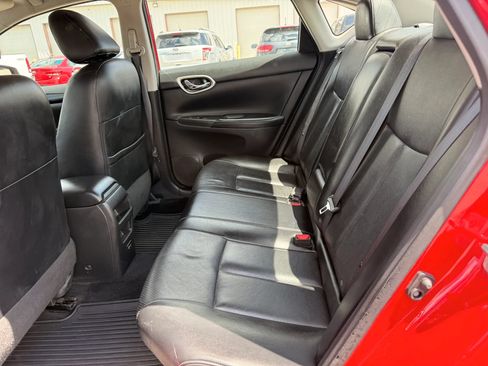 Used 2019 Nissan Sentra SL w/ Exterior Package FWD image 21