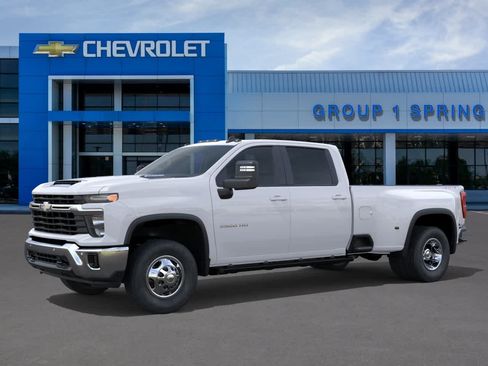 New 2026 Chevrolet Silverado 3500 LT w/ Safety Package AWD/4WD image 2