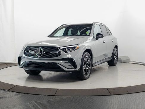 Used 2025 Mercedes-Benz GLC 350e 4MATIC w/ AMG Line image 3