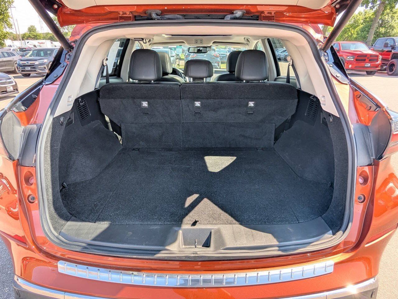 Used 2022 Nissan Murano Platinum AWD/4WD image 31