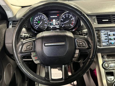 Used 2015 Land Rover Range Rover Evoque Pure Plus image 14