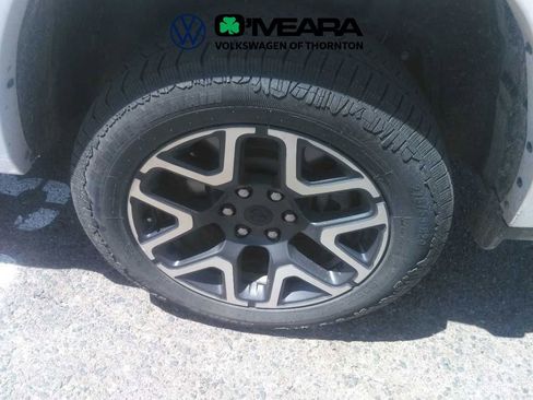 Used 2025 RAM 1500 Laramie AWD/4WD image 8