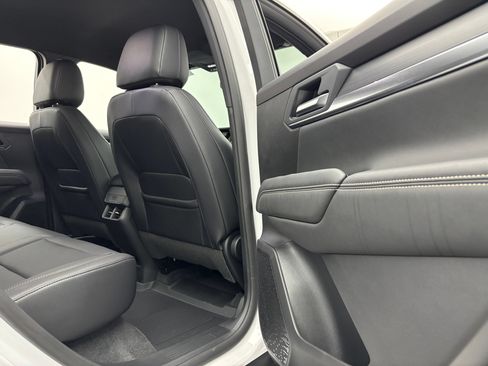 New 2027 GMC Terrain Elevation w/ Elevation Premium Package FWD image 34