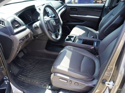 Used 2021 Honda Odyssey EX-L image 7