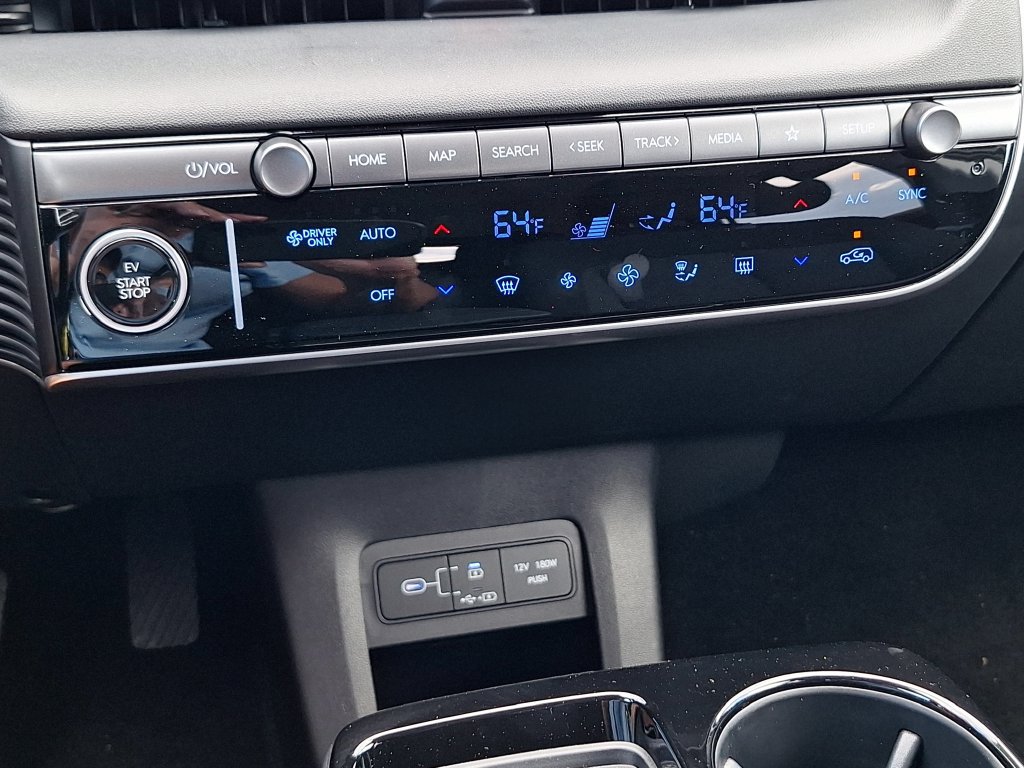 New 2026 Hyundai Ioniq 5 SE AWD/4WD image 22
