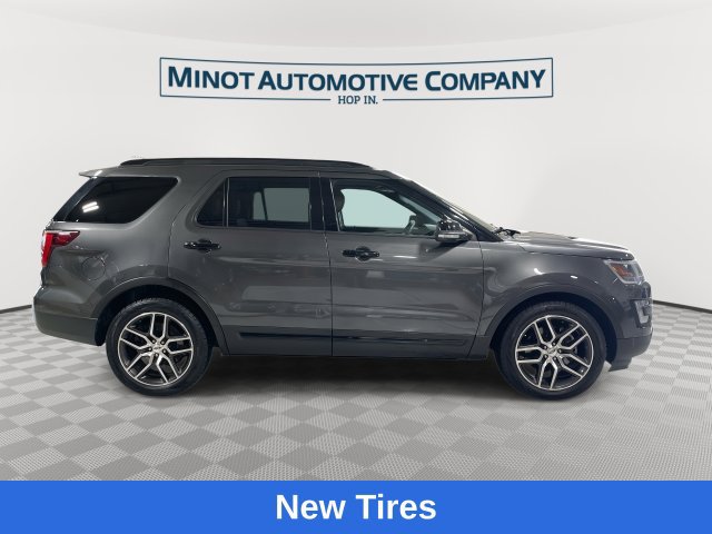Used 2017 Ford Explorer Sport w/ Equipment Group 401A AWD/4WD image 10