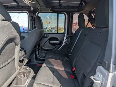 Used 2021 Jeep Wrangler Unlimited Sport AWD/4WD image 12
