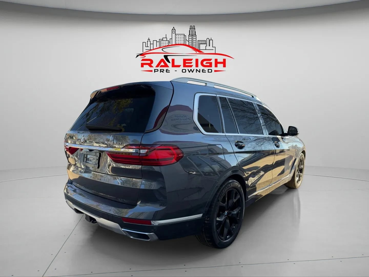 Used 2019 BMW X7 xDrive40i w/ Premium Package AWD/4WD image 5