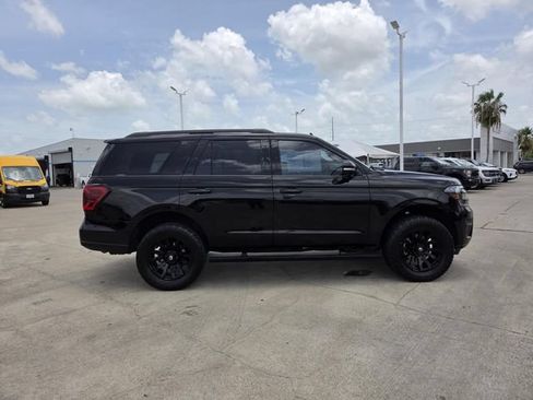 Used 2022 Ford Expedition Limited AWD/4WD image 23