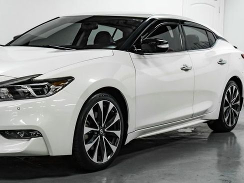 Used 2016 Nissan Maxima SR image 8