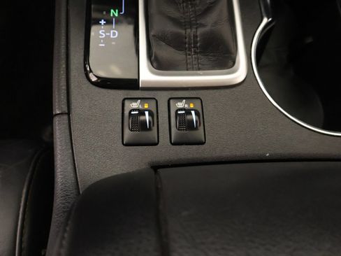 Used 2015 Toyota Highlander XLE FWD image 7