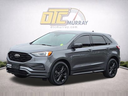Used 2022 Ford Edge SE w/ Black Appearance Package
