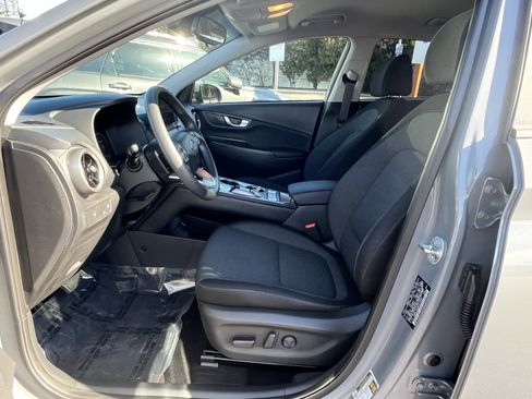 Certified 2023 Hyundai Kona SE w/ Cargo Package image 10