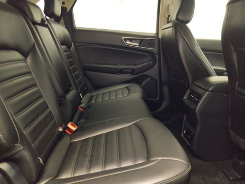 Used 2020 Ford Edge SEL w/ Convenience Package FWD image 19