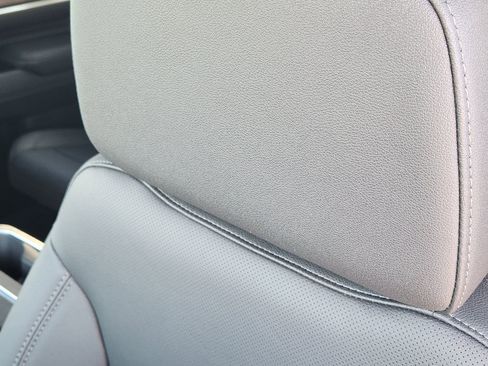 New 2026 GMC Sierra 2500 SLT w/ SLT Premium Package image 19