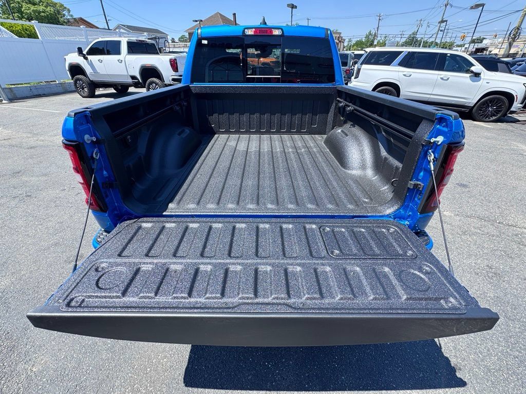 New 2026 RAM 1500 Laramie w/ Night Edition AWD/4WD image 7