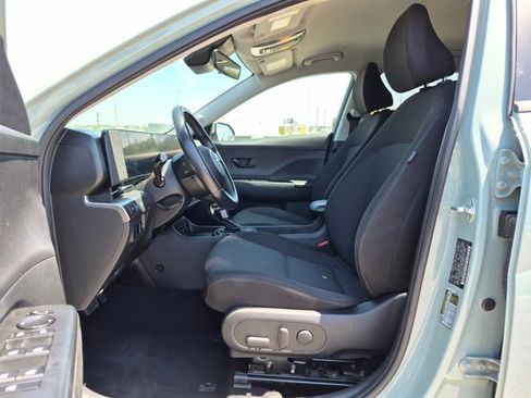 Used 2024 Hyundai Kona SEL FWD image 16