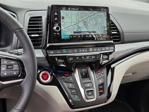 New 2026 Honda Odyssey Elite image 17