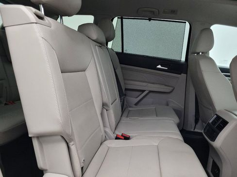 Used 2022 Volkswagen Atlas SE FWD image 19