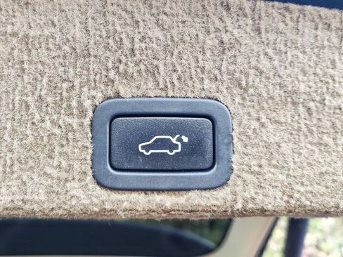 Used 2013 Volvo XC60 3.2 image 15