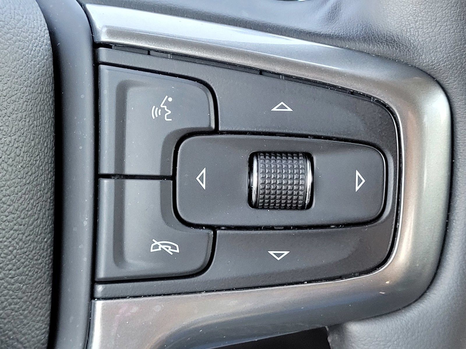 Used 2024 Chevrolet Silverado 1500 RST AWD/4WD image 22